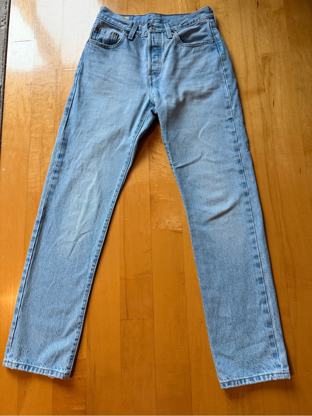 LEVIS PREMIUM 501 NWOT